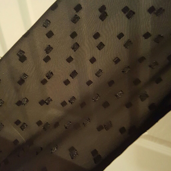 Sheer top - Picture 3 of 3