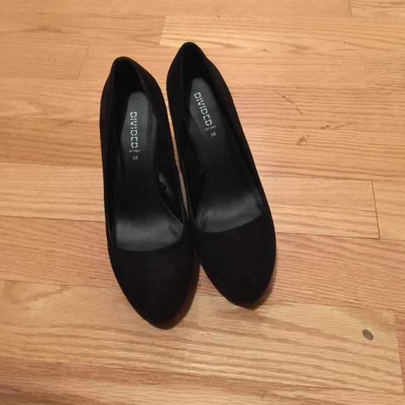 ‼️SOLD‼️ - Picture 1 of 4