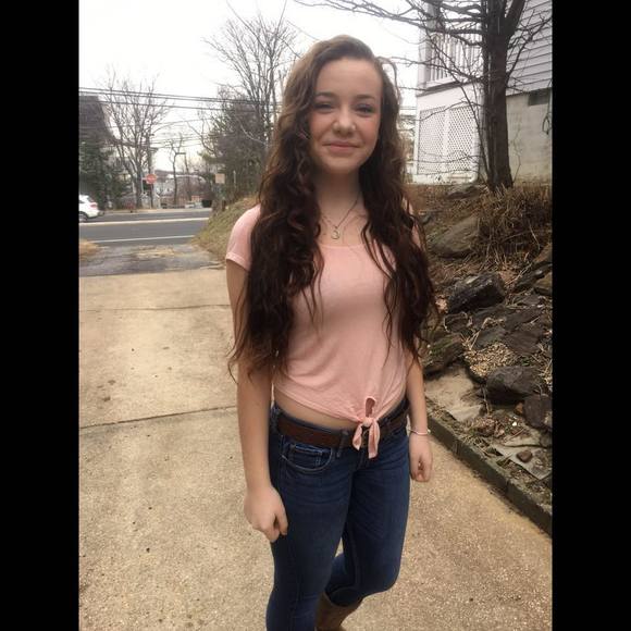 Meet your Posher, Elizabeth - Picture 1 of 1