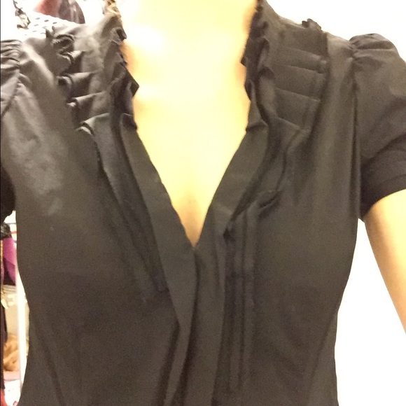 BCBG black Ruffled top - Picture 4 of 4