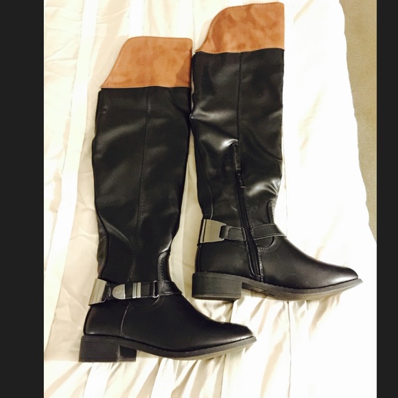 New Faux leather beautiful boots.