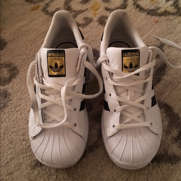 adidas superstars