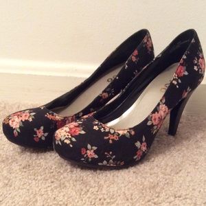 Rose Heels 6M