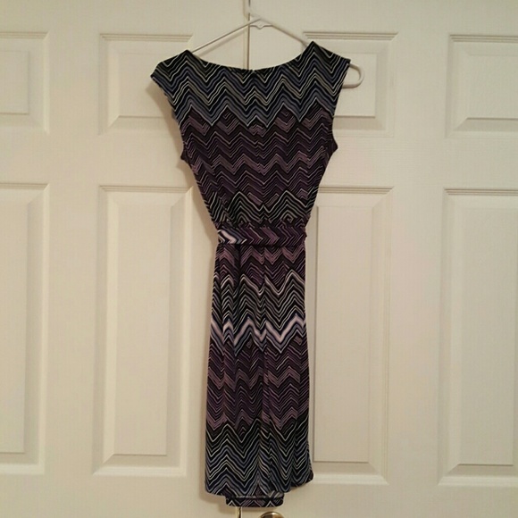 Chevron print - Picture 2 of 2