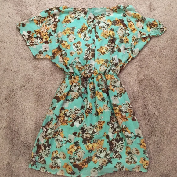 Forever21 Floral Open Shoulder Dress L - Picture 4 of 4