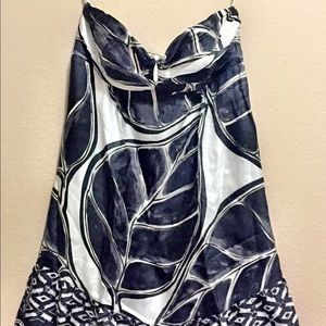 Silk strapless black and white leaf print dress