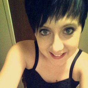 Meet your Posher, Sierra