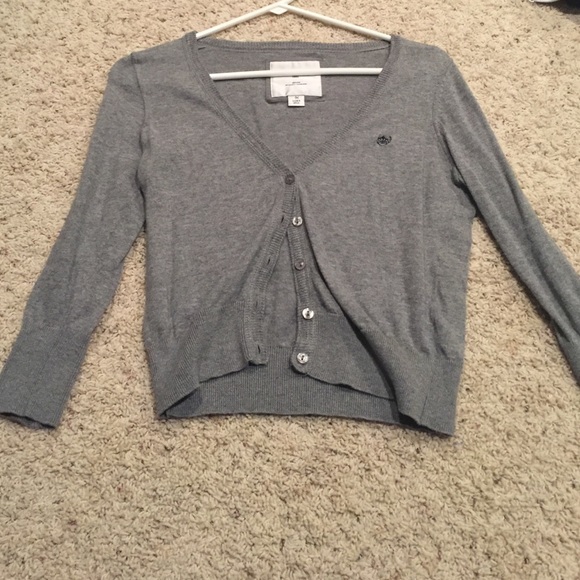 Grey sweater