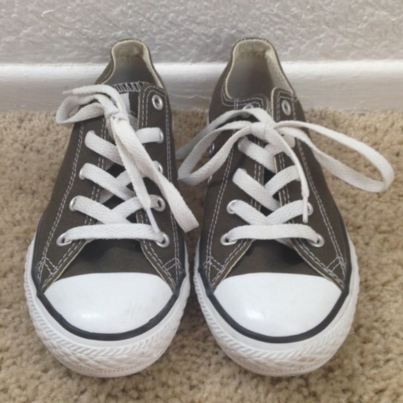 Converse-kids size 2 can fit a women's 5