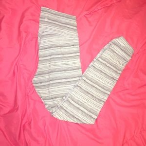 Wunder Under Pant III size 4