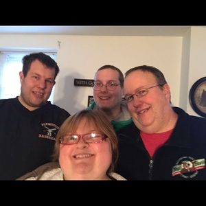 Meet your Posher, April