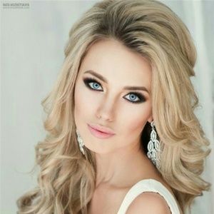 Meet your Posher, Brenda