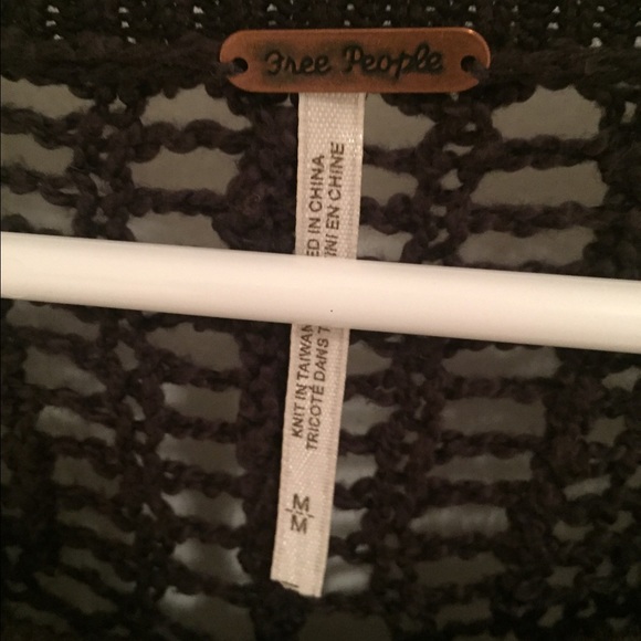 FREE PEOPLE sweater - Picture 3 of 3