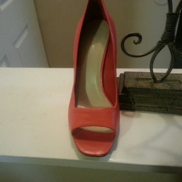 Nine West shoes - Picture 4 of 4