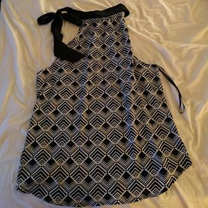 New York & Company sleeveless blouse