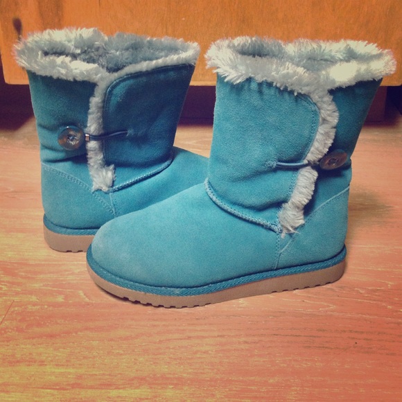 Fuzzy Boots