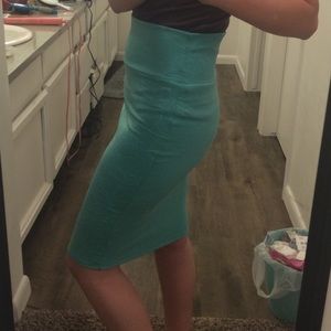 Mint blue pencil skirt