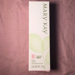 Mary Kay botanical effects face wash