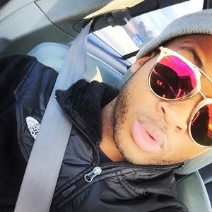 Meet your Posher, Antonio