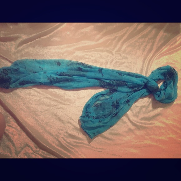 Light blue floral scarf
