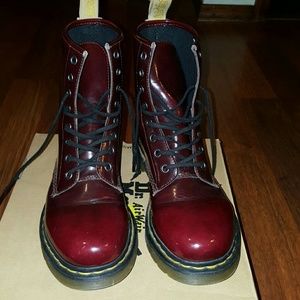 🔴🔴 Dr. Martens Vegan Cherry