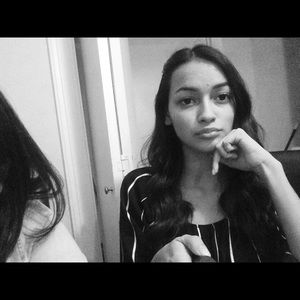 Meet your Posher, Andrea