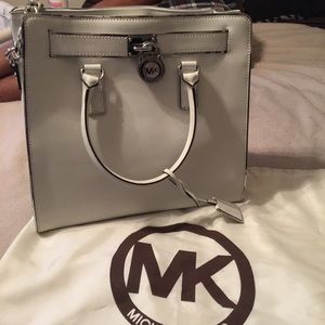 Michael Kors Large Hamilton Saffiano Tote Bag