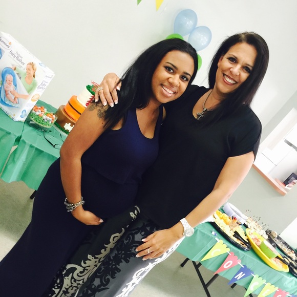 Meet your Posher - Picture 2 of 3