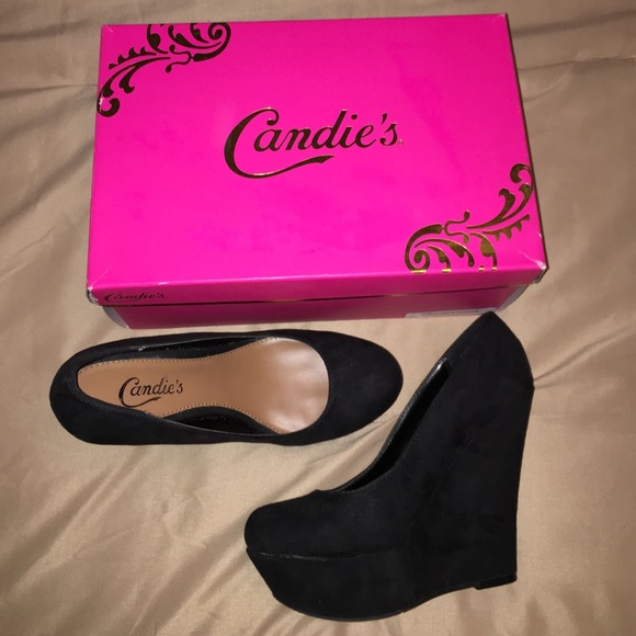 Candie's Shoes - FIRM PRICE-Candie's wedges