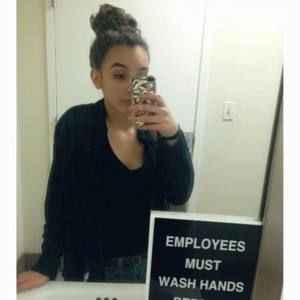 Meet your Posher, Jasmine