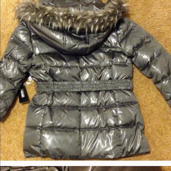 New - Picture 2 of 2