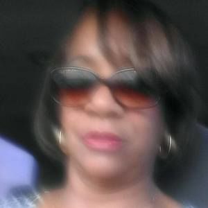 Meet your Posher, Phyllis