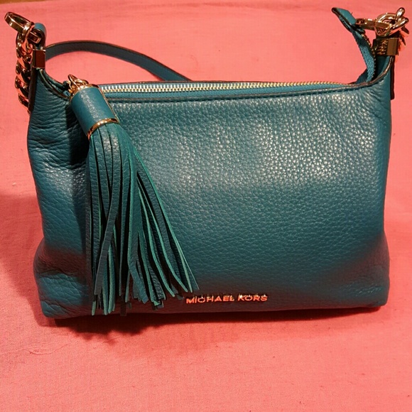 MICHEAL KORS CROSSBODY - Picture 2 of 4