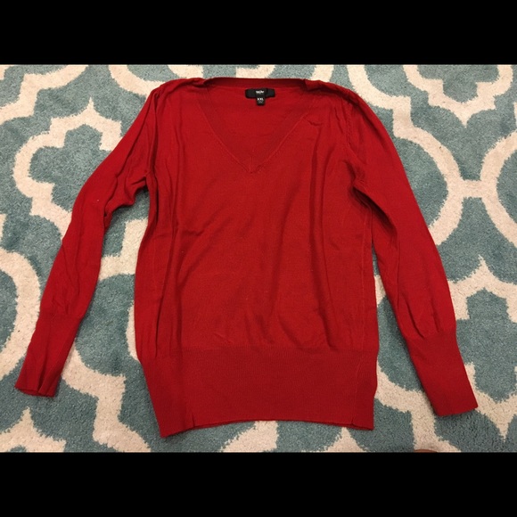 Red Mossimo Black brand sweater