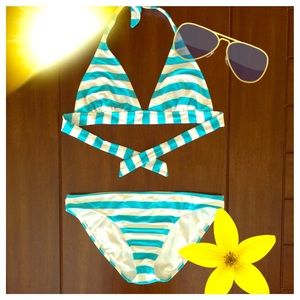 Adorable Striped bikini!