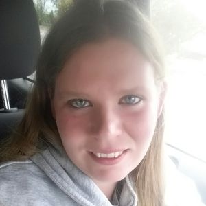 Meet your Posher, Camille