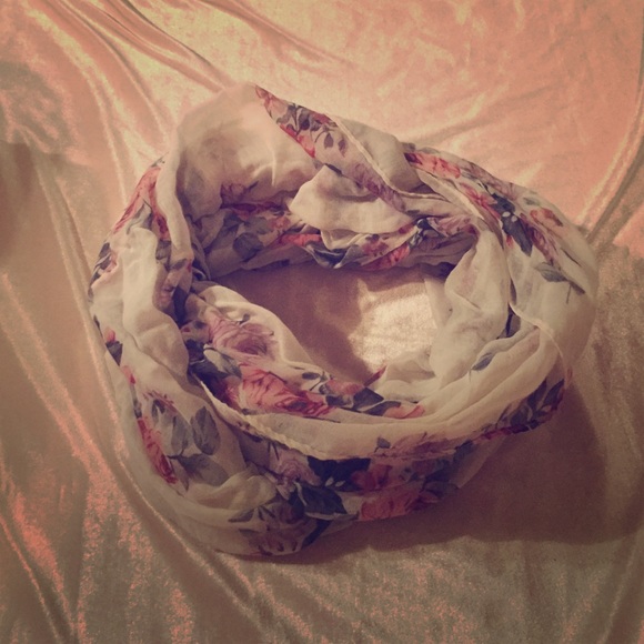 Cream and rose scarf