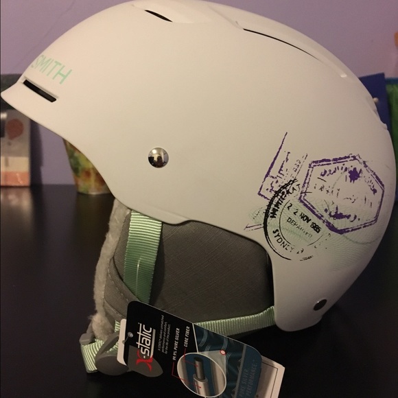 Brand new Smith woman ski helmet