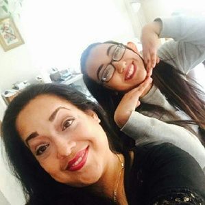 Meet your Posher, Olivia