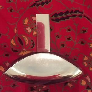 Calvin Klein Euphoria perfume