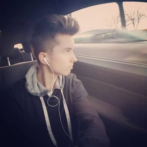 Meet your Posher, Lukasz