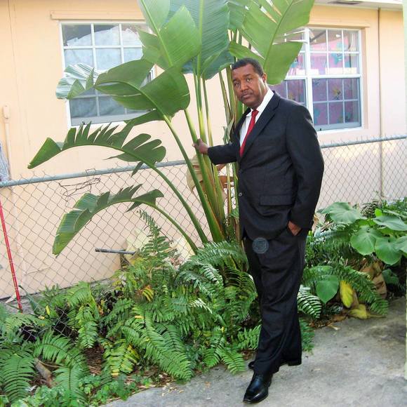 Meet your Posher, Marcel - Picture 1 of 1