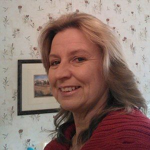 Meet your Posher, Selina