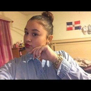 Meet your Posher, Ashley