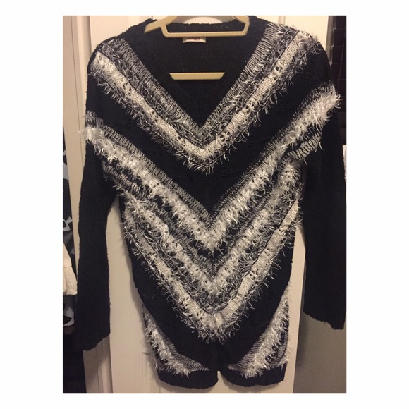 sweater👍👍👍 - Picture 2 of 4