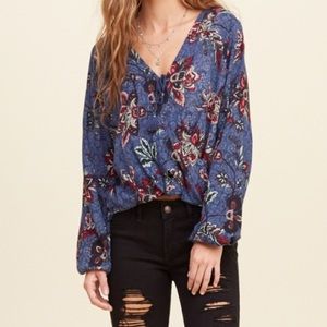 $7 Hollister Shirt*READ DESCRIPTION