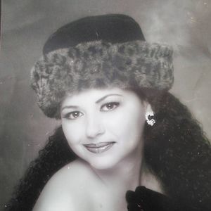 Meet your Posher, Yesenia