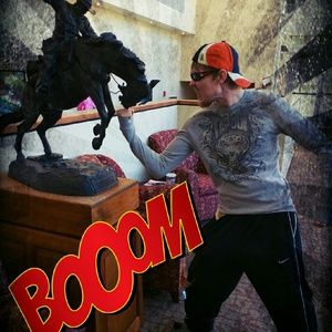 Meet your Posher, Travis