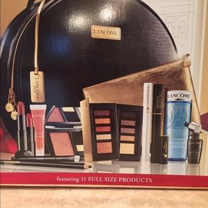 Lancome Parisian Holiday Set. NWT. Warm tones.