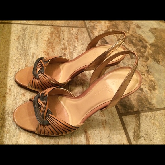 Beautiful rose gold Cole Haan heels!